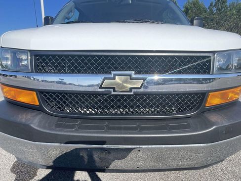 Used 2023 Chevrolet Express 2500 w/ Driver Convenience Package image 26