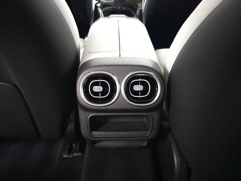 Certified 2026 Mercedes-Benz GLC 300 4MATIC image 24