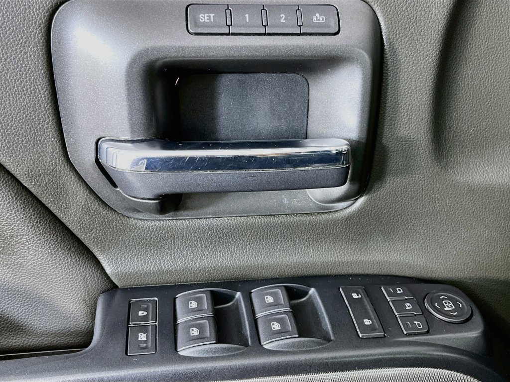 Used 2019 Chevrolet Silverado 2500 LTZ w/ Duramax Plus Package AWD/4WD image 25