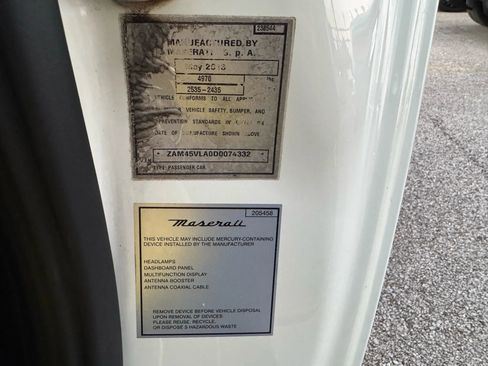 Used 2013 Maserati GranTurismo Sport image 41