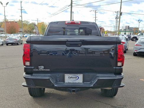 Used 2024 Chevrolet Colorado Trail Boss w/ Technology Package image 5