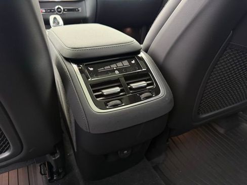 New 2026 Volvo XC90 B6 Plus w/ Protection Package image 27