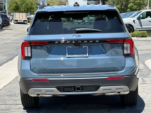 New 2026 Ford Explorer Active w/ Active Comfort Package RWD image 6