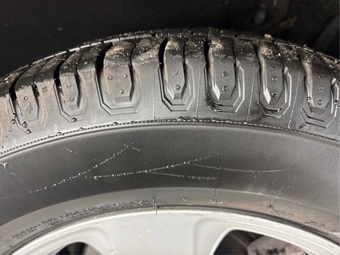 Used 2020 Toyota Sienna LE image 32