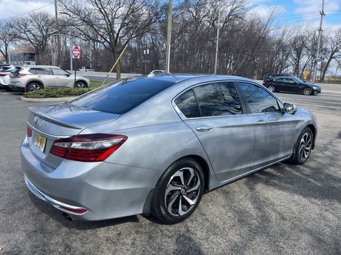 Used 2016 Honda Accord EX-L image 3