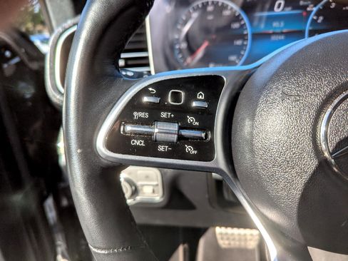 Used 2023 Mercedes-Benz GLS 450 4MATIC image 18