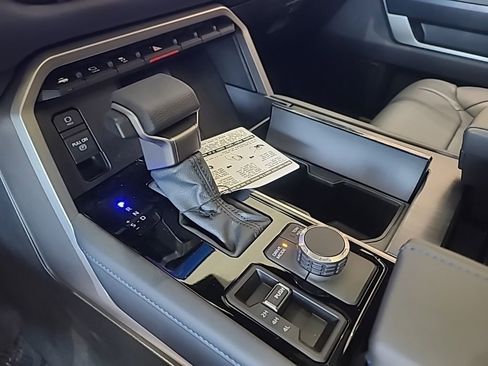 New 2026 Toyota Sequoia Platinum image 38