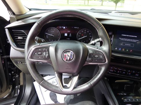 Used 2023 Buick Envision Avenir AWD/4WD image 28