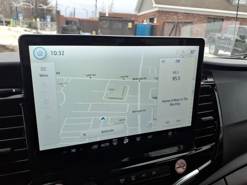 Certified 2023 Ford Transit 350 XLT image 22