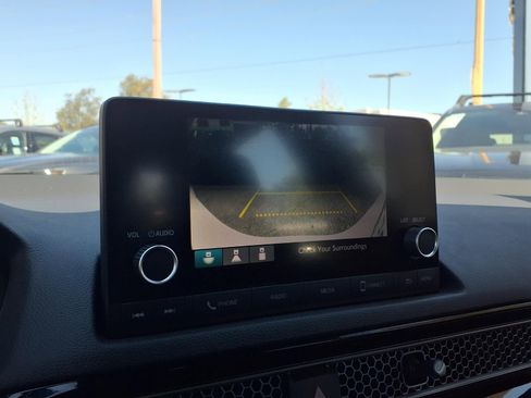 Used 2022 Honda Civic Sport image 8