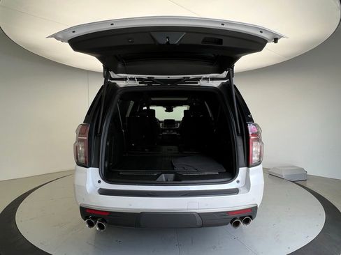 Used 2024 Chevrolet Suburban High Country w/ Advanced Technology Package AWD/4WD image 6