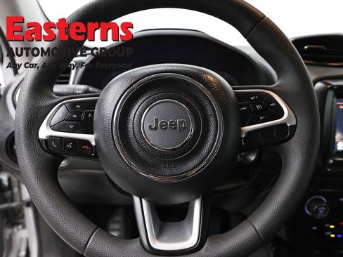 Used 2021 Jeep Renegade Sport image 10