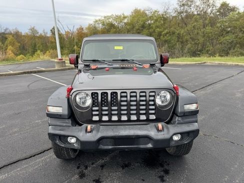 Used 2018 Jeep Wrangler Unlimited Sport S image 8