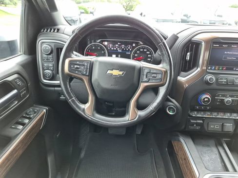 Used 2020 Chevrolet Silverado 2500 High Country w/ Z71 Off-Road Package AWD/4WD image 32