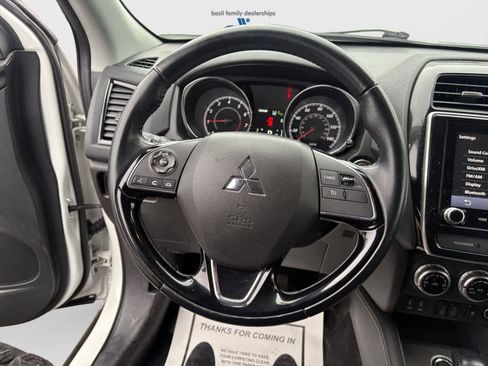 Used 2021 Mitsubishi Outlander Sport SE AWD/4WD image 11