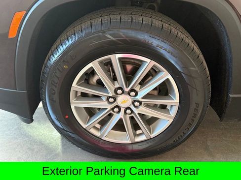 Used 2022 Chevrolet Traverse LT image 14