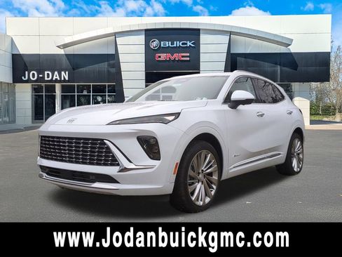 New 2026 Buick Envision Avenir image 1