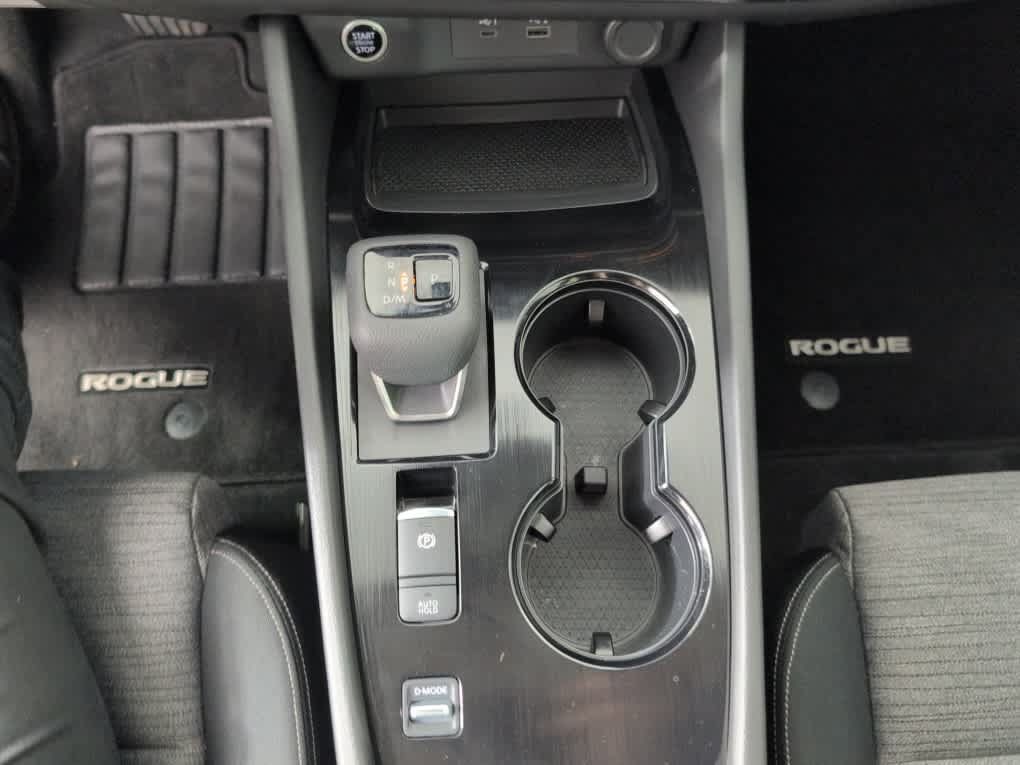 Used 2023 Nissan Rogue SV FWD image 22