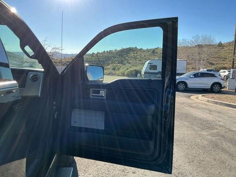Used 2013 Ford F150 Platinum image 22