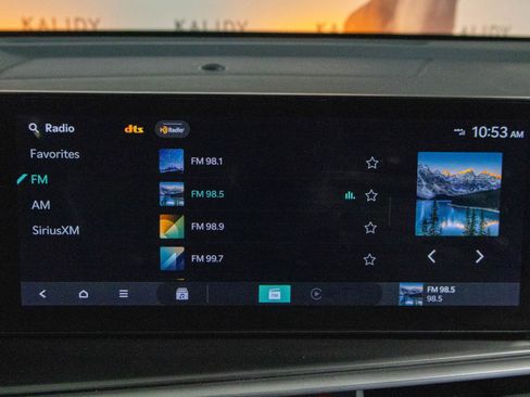 Used 2025 Kia Sorento S w/ Panoramic Sunroof Package image 9