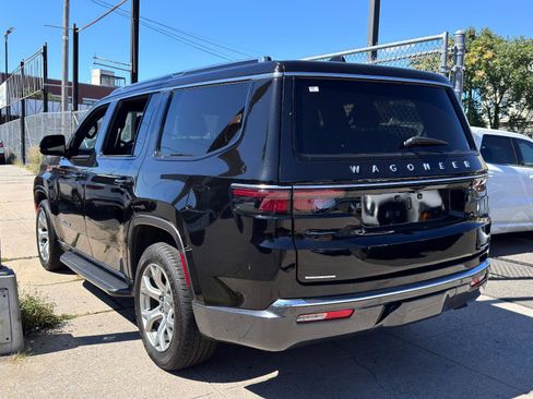 Used 2022 Jeep Wagoneer Series II image 6