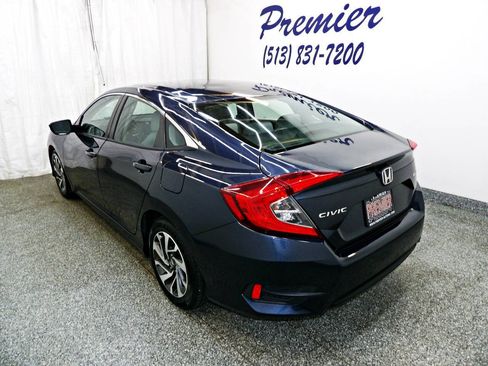 Used 2016 Honda Civic EX image 4