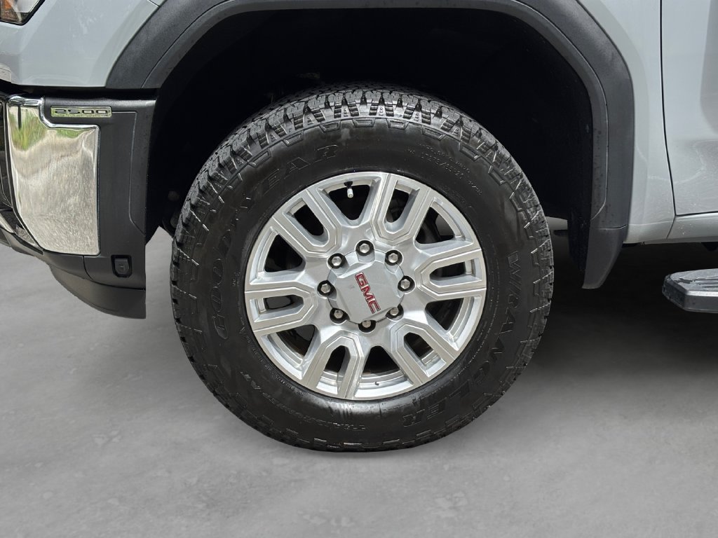 Certified 2024 GMC Sierra 2500 SLT w/ SLT Premium Package AWD/4WD image 9