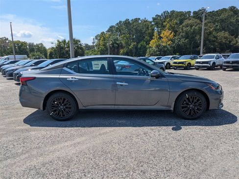 New 2025 Nissan Altima 2.5 SV w/ SV Special Edition Package image 2