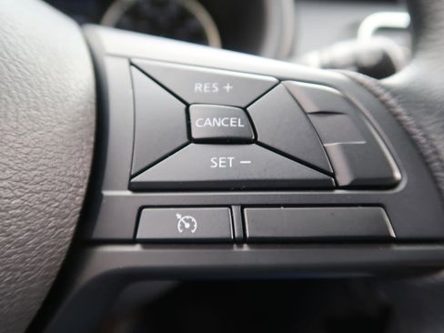 Used 2024 Nissan Kicks S image 37