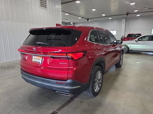 Used 2026 Buick Enclave Preferred AWD/4WD image 8