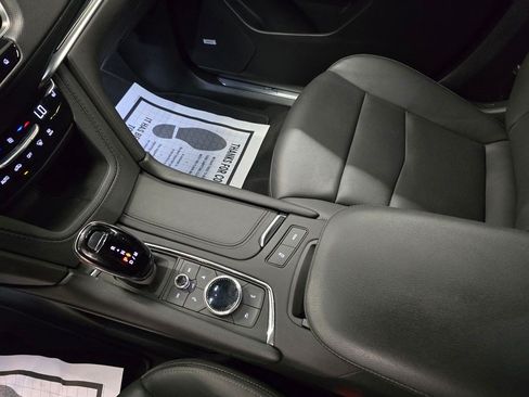 Used 2024 Cadillac XT5 Premium Luxury FWD image 25