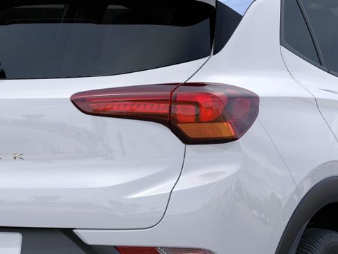 New 2026 Buick Encore GX Preferred FWD image 11