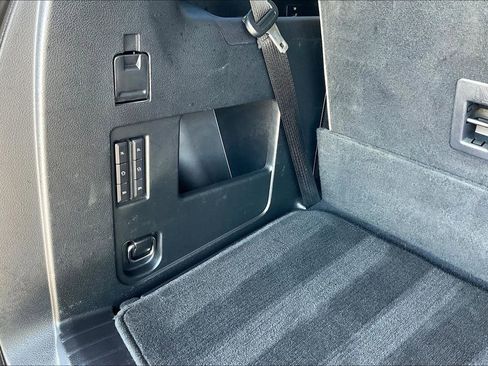 Used 2019 Ford Expedition Platinum image 10