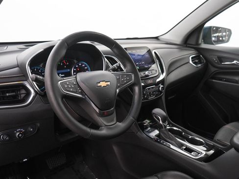 Used 2024 Chevrolet Equinox Premier AWD/4WD image 25