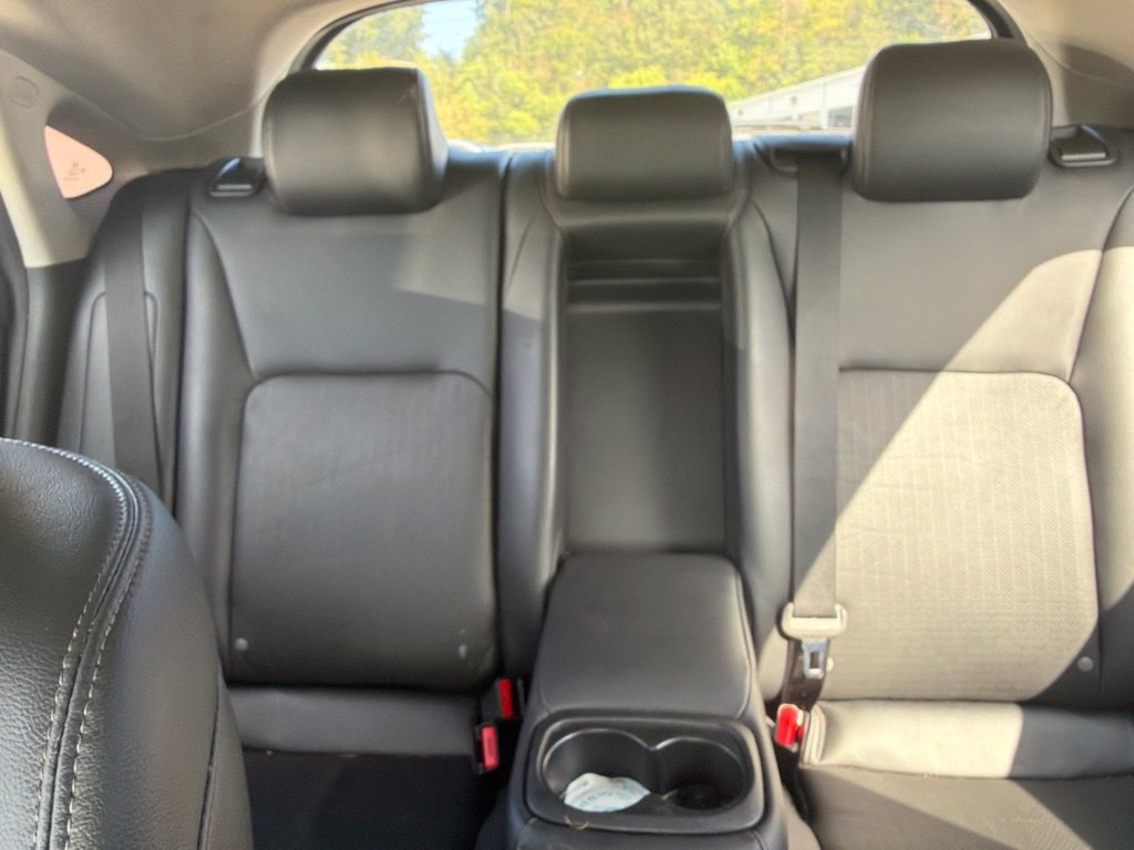 Used 2024 Honda Civic EX-L image 39