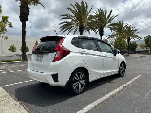 Used 2015 Honda Fit EX image 2
