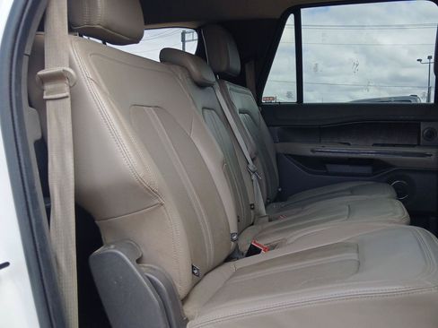 Used 2021 Ford Expedition Max Limited RWD image 13