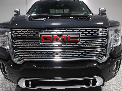 Used 2023 GMC Sierra 2500 Denali w/ Denali Ultimate Package image 4