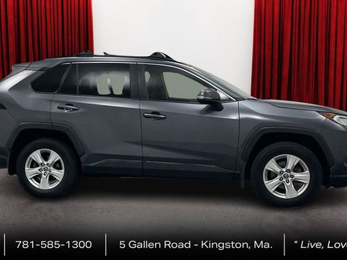 Certified 2019 Toyota RAV4 XLE w/ Convenience Package AWD/4WD image 4