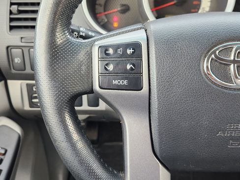 Used 2013 Toyota Tacoma PreRunner RWD image 30