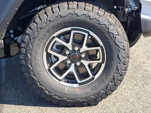 New 2026 Jeep Wrangler Rubicon AWD/4WD image 5