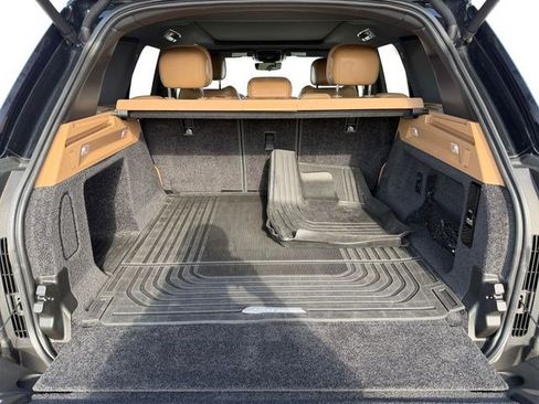 Certified 2023 Land Rover Range Rover SE AWD/4WD image 18