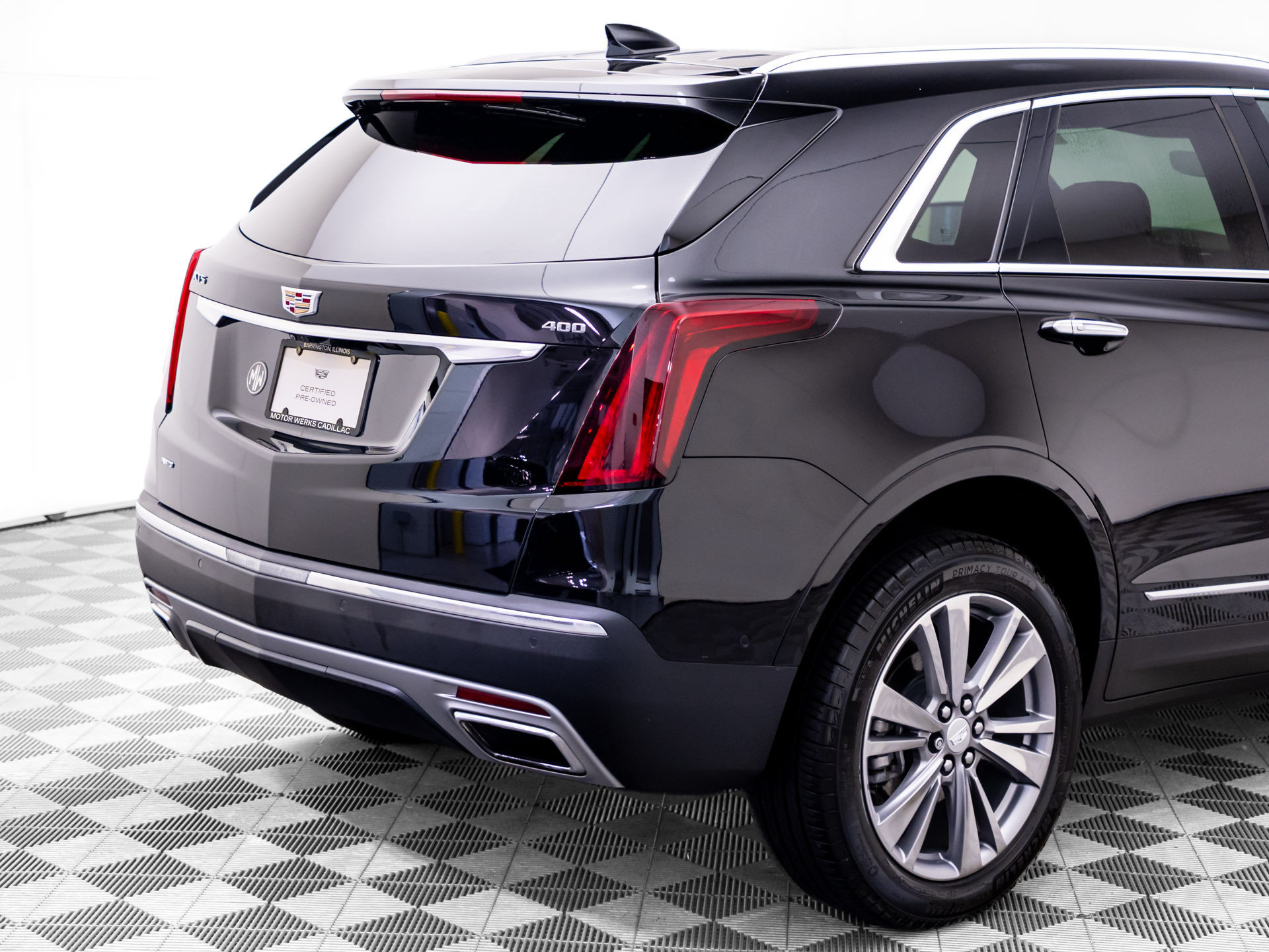 Used 2024 Cadillac XT5 Premium Luxury w/ Technology Package AWD/4WD image 37