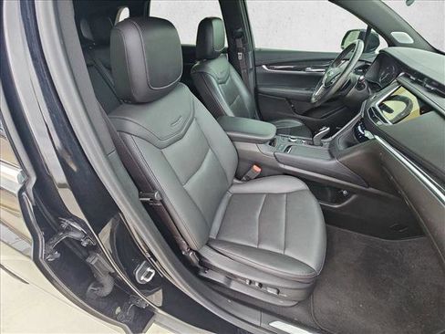 Used 2021 Cadillac XT5 Premium Luxury image 21