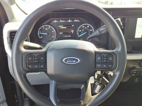 Used 2025 Ford F250 XLT image 11