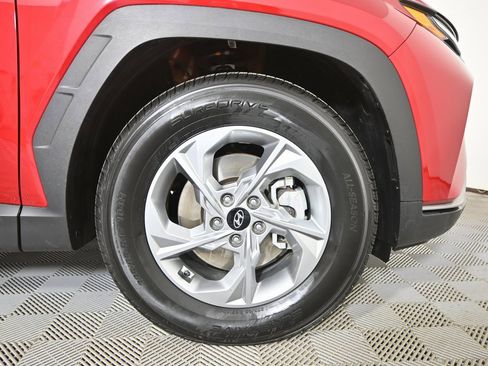 Used 2022 Hyundai Tucson SE image 11