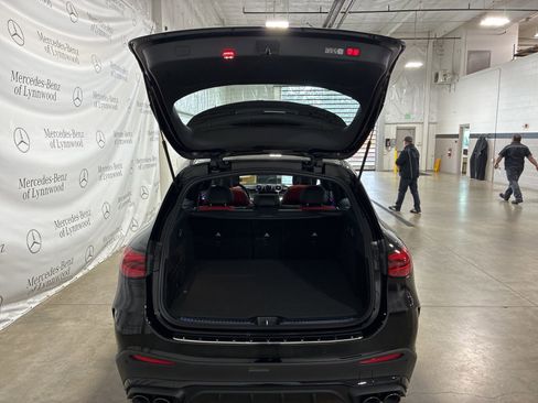 New 2026 Mercedes-Benz GLC 43 AMG 4MATIC image 7