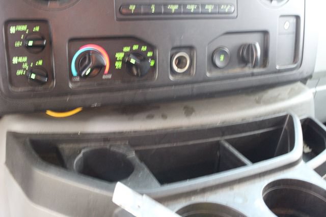 Used 2012 Ford E-350 and Econoline 350 XLT RWD image 19