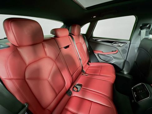 New 2026 Porsche Macan S image 29