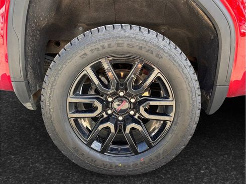 Used 2021 GMC Sierra 1500 Elevation w/ X31 Off-Road Package AWD/4WD image 13